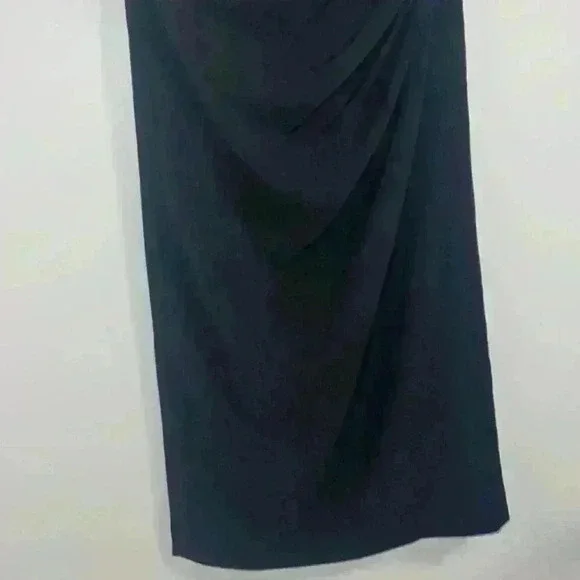 Dress the Population Black Martine Stretch
Crepe One-Shoulder Dress - Picture 7 of 13